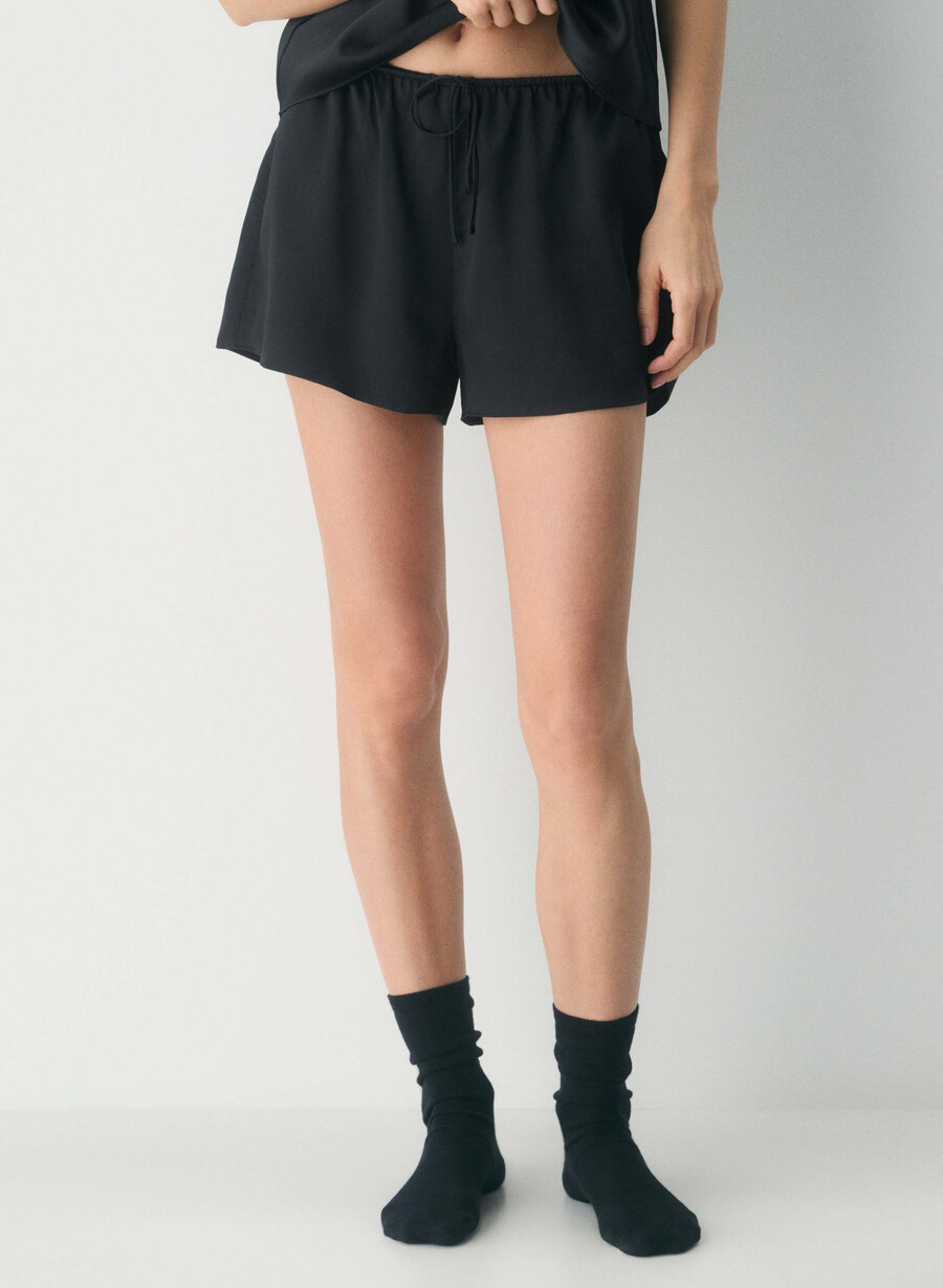 nightside silke pyjamas kort svart