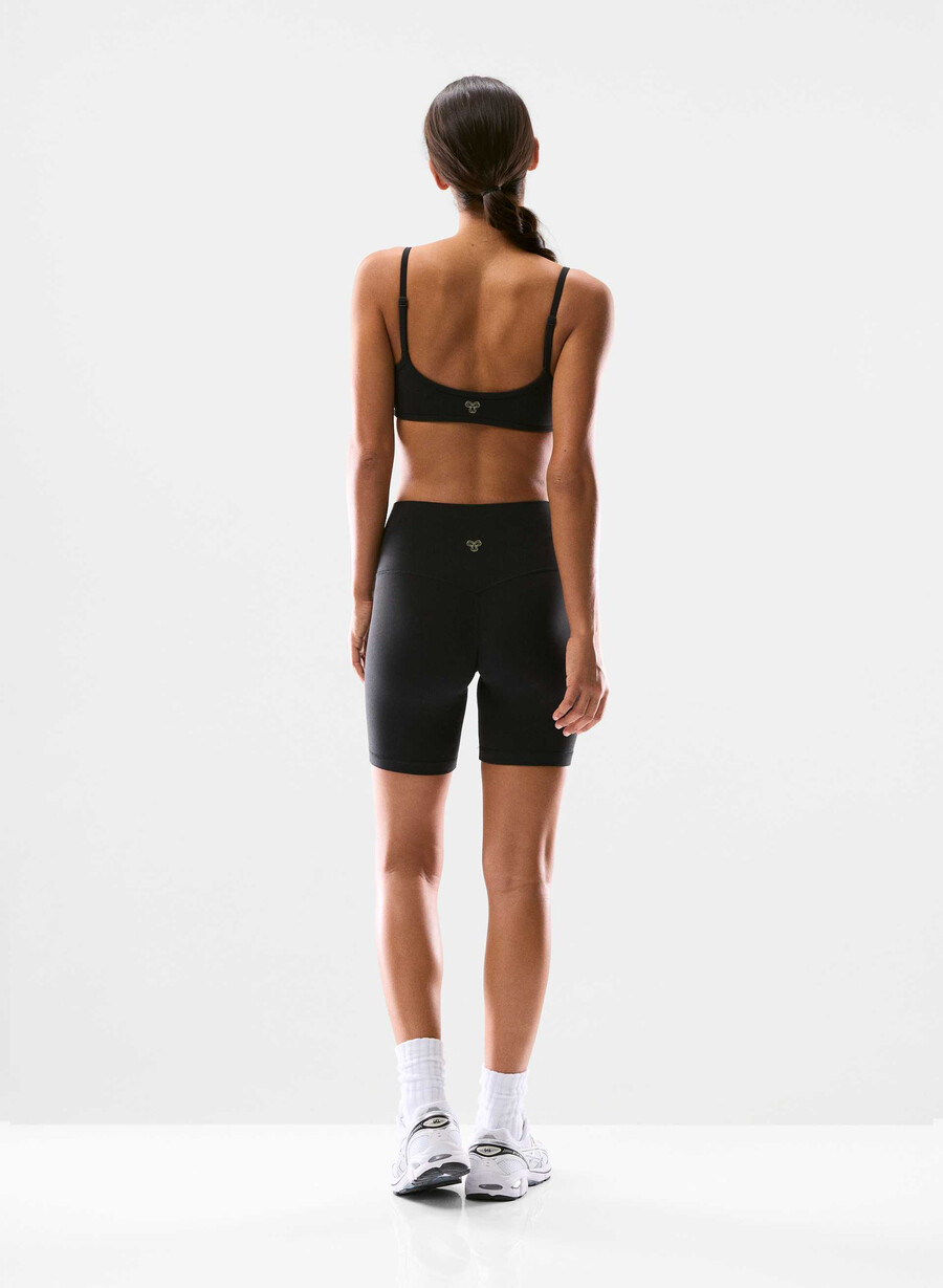 butter essential sports-bh svart