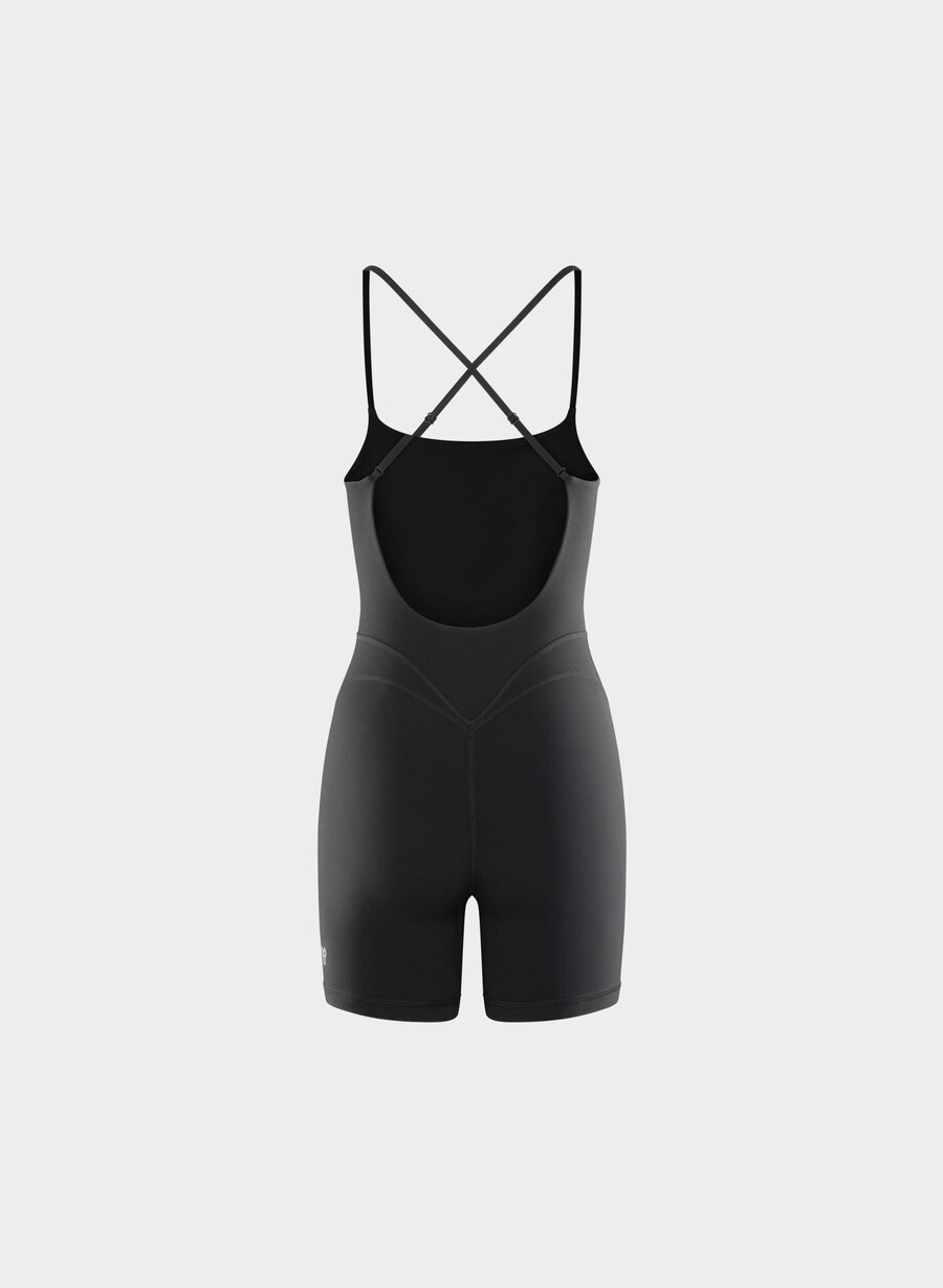 butter ascend romper svart
