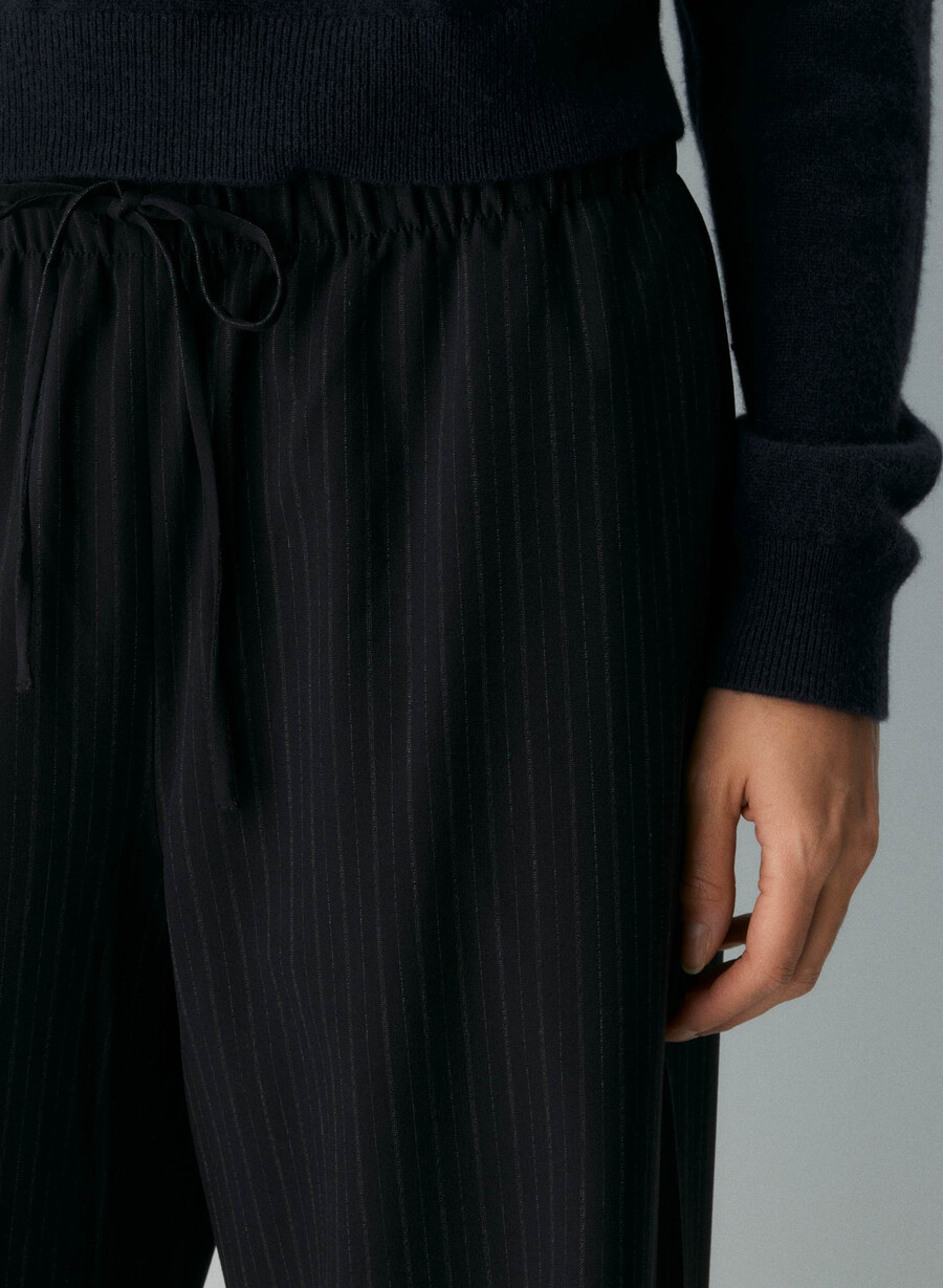 the lodge pant - reessential light ls st dk nt nvymt pr