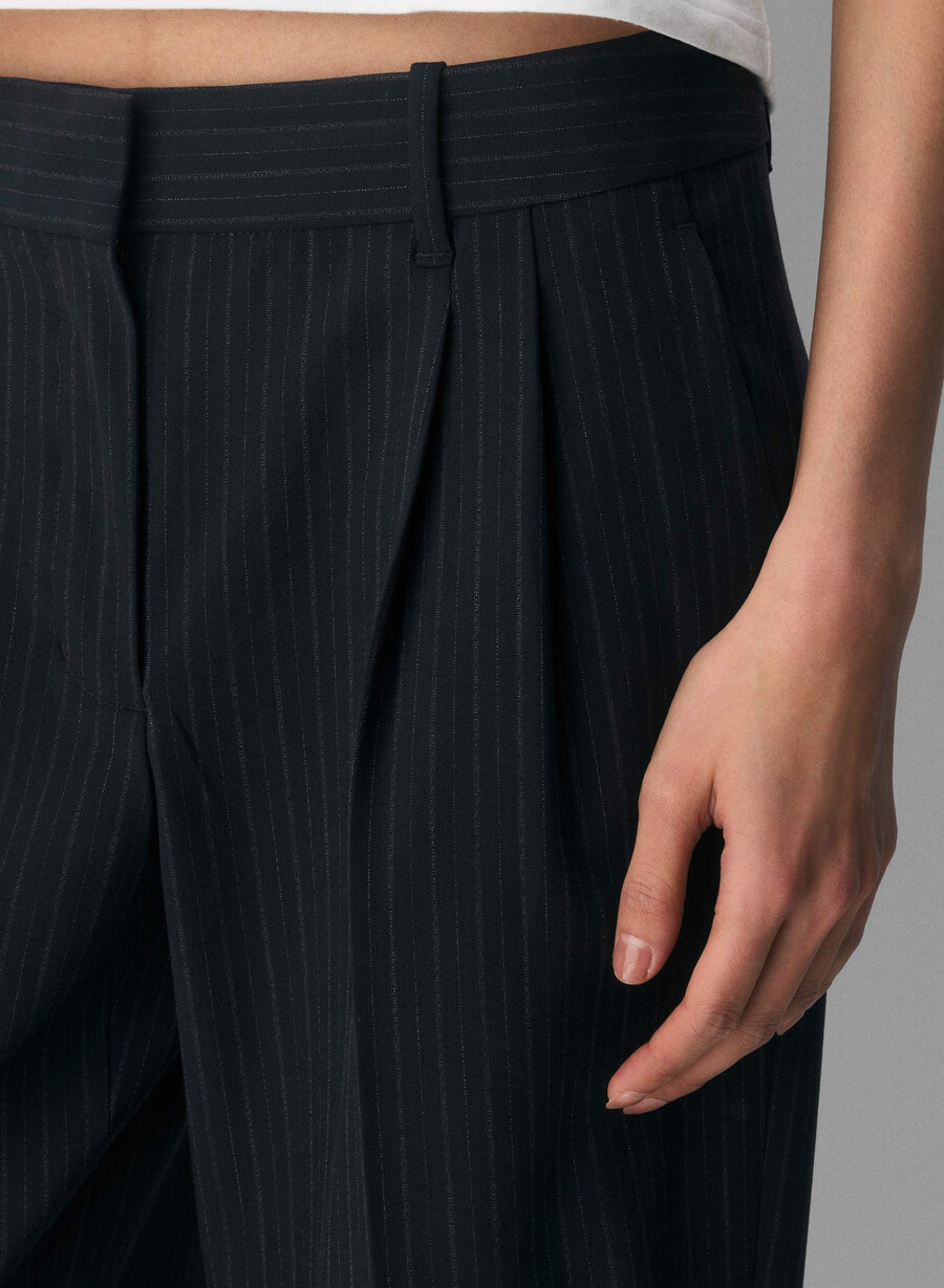 the effortless pant lo-rise – reessential light ls st dk nt nvymt pr