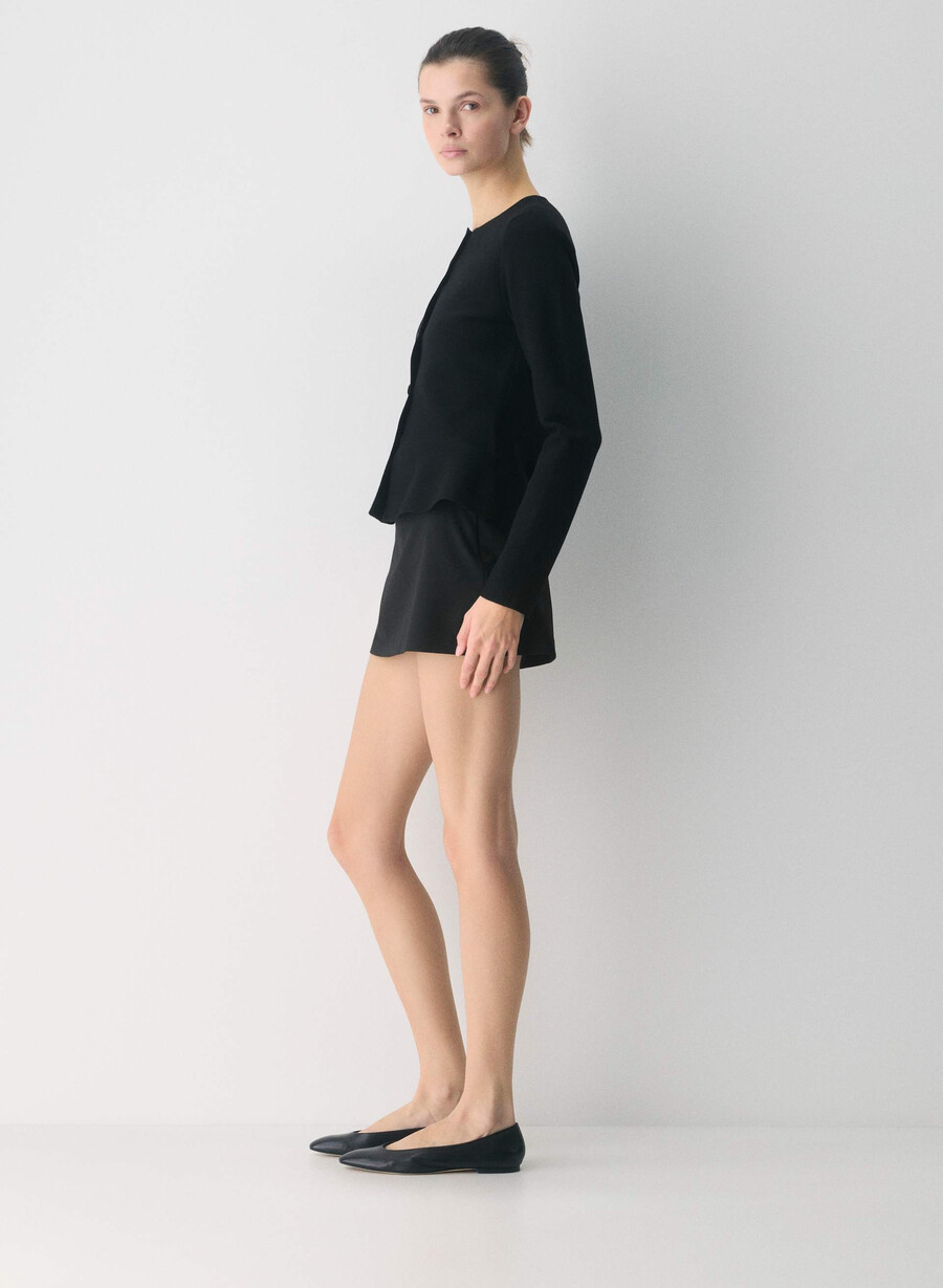 epitome genser - wonder yarn svart