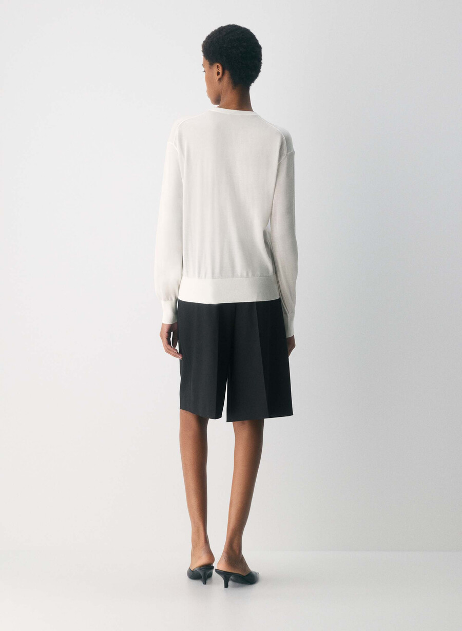 acumen cardigan i hvitt