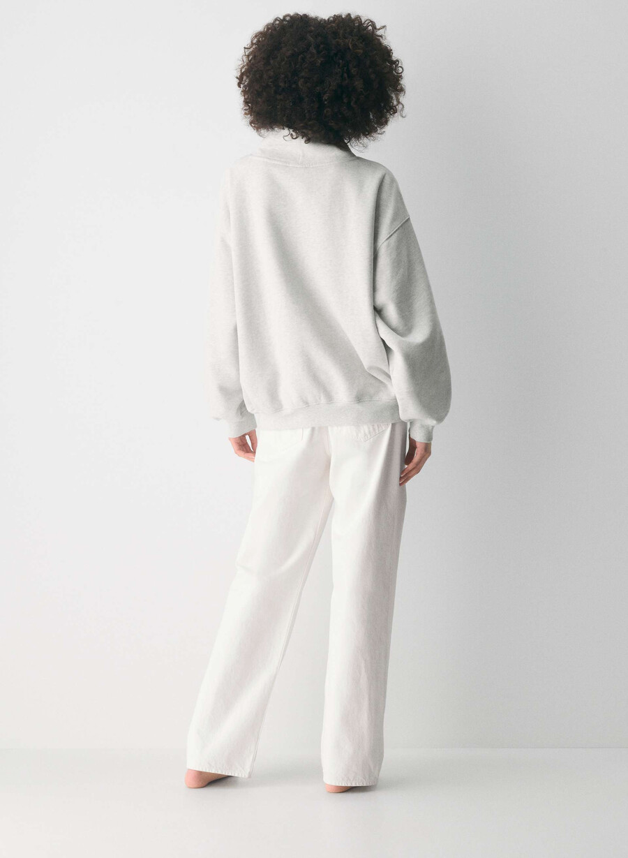 koselig svettefleece mega trakthals heather cloud white