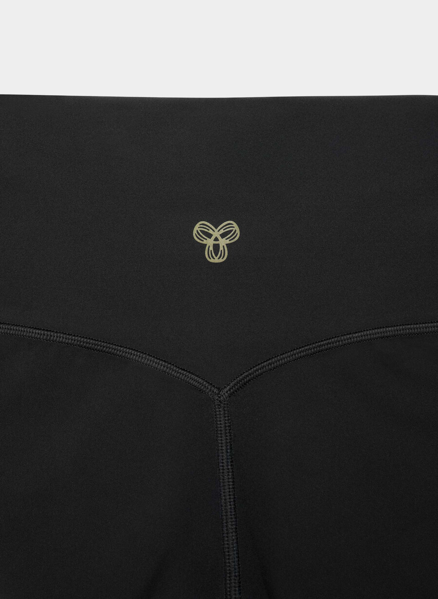 butter cheeky infinite høy rise 75 cm shorts svart