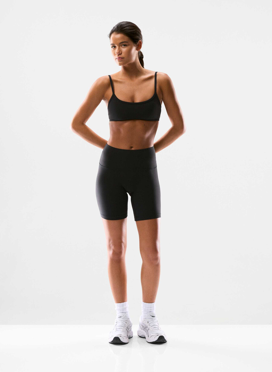 butter cheeky infinite høy rise 7 short svart