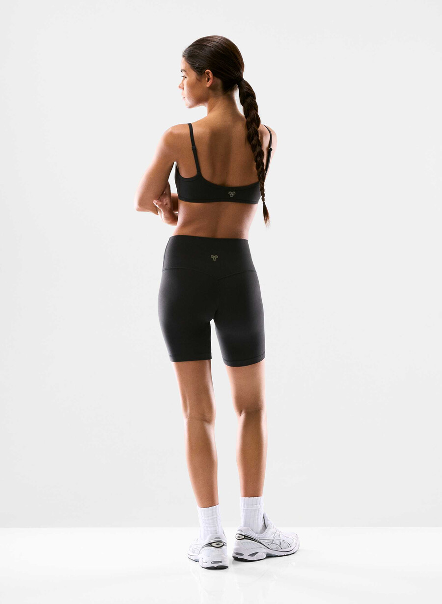 butter cheeky infinite høy rise 7 short svart