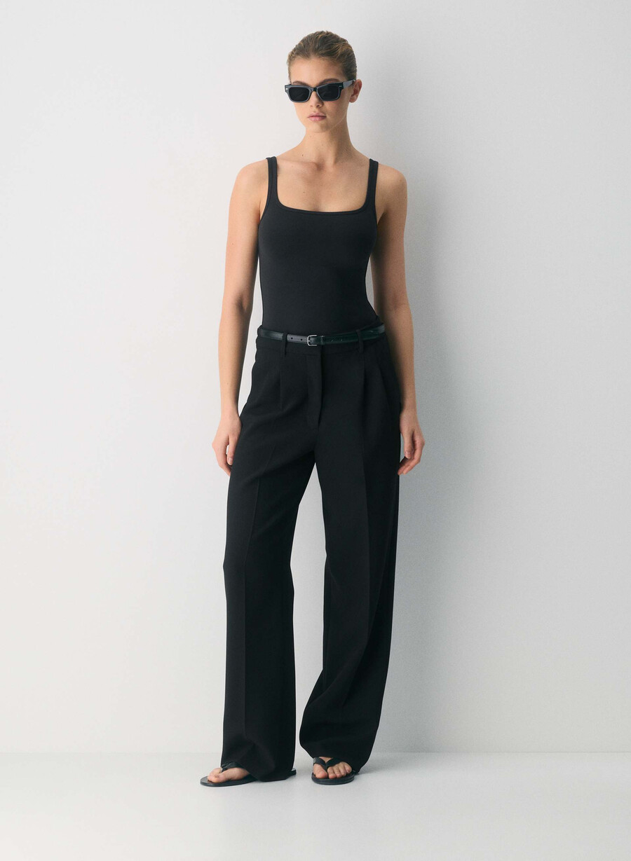 original contour penchant tanktop svart