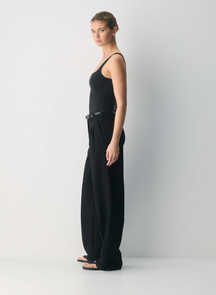 original contour penchant tanktop svart