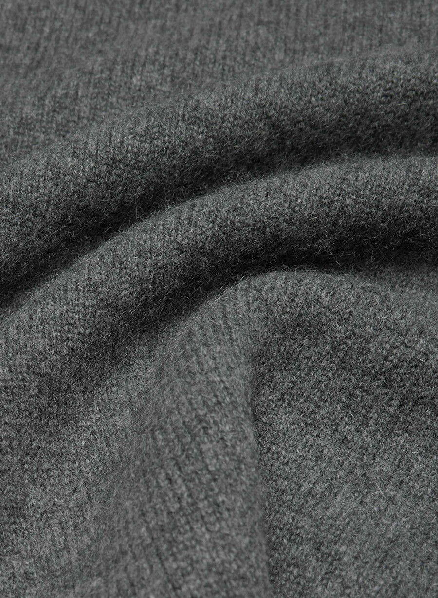 essential cashmere shrunken crew genser lynggrønn