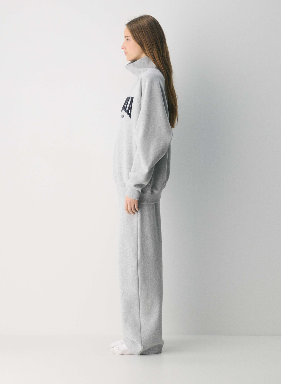 koselig svettefleece mega raglan trakthals h krom admiral
