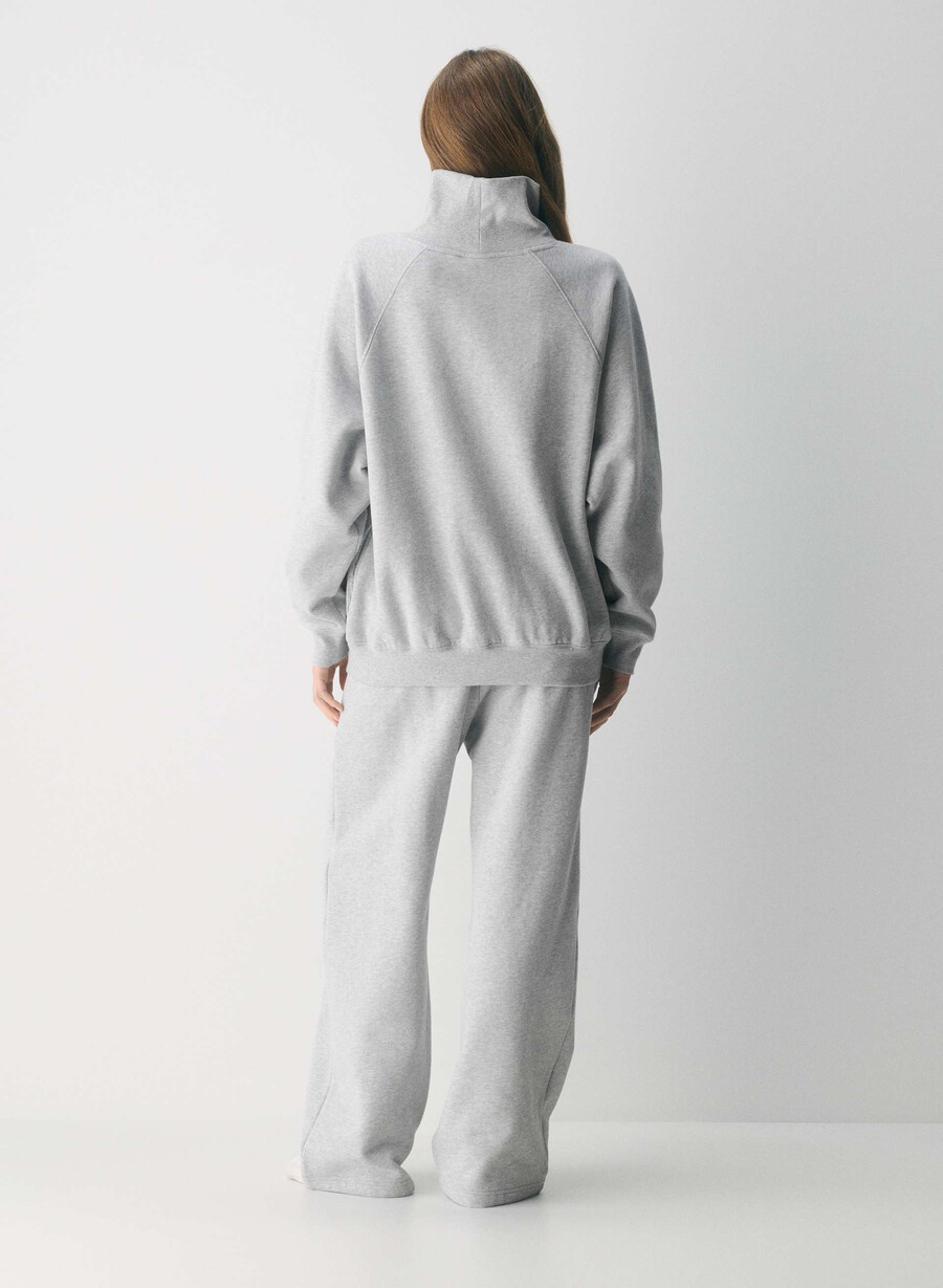 koselig svettefleece mega raglan trakthals h krom admiral