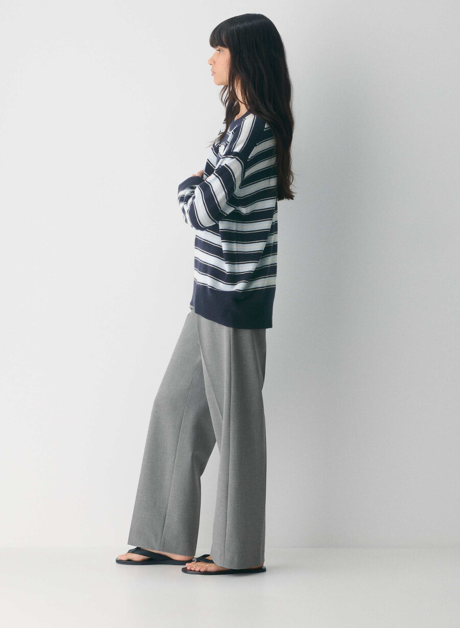 bare cashmere avslappet genser med crew-motiv admiral villa blÅ