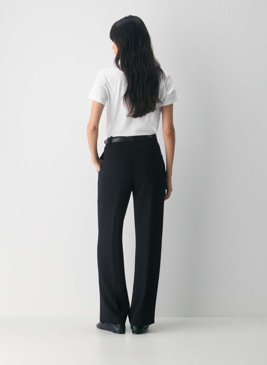 the effortless pant - crepette svart