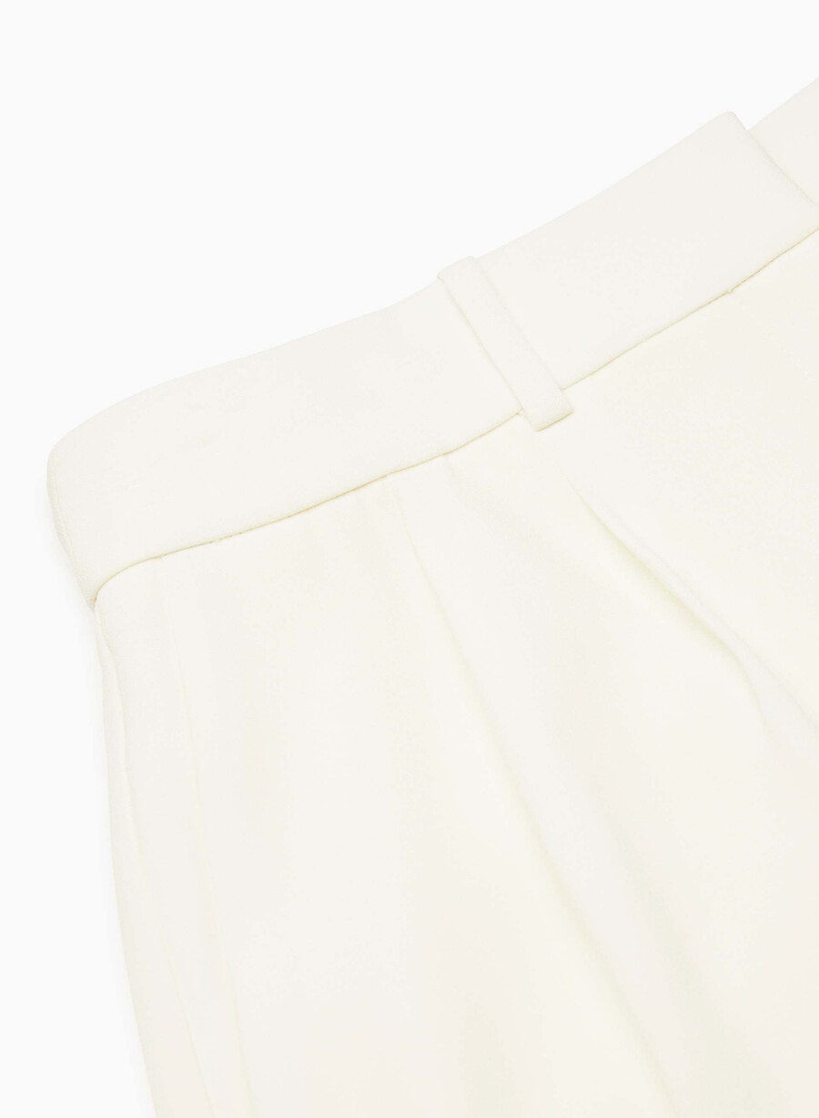 plisset minishorts lys bjørk