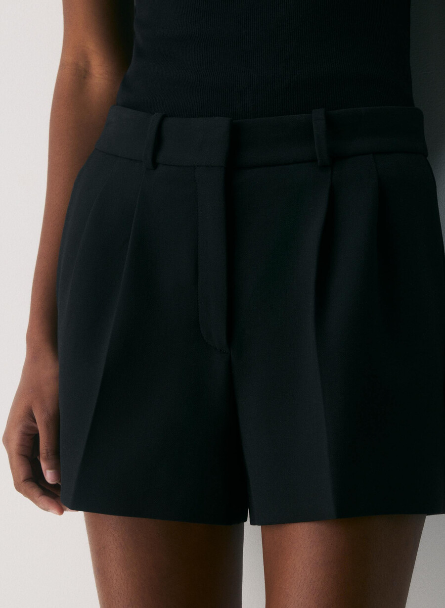 plisset minishorts - reessential svart