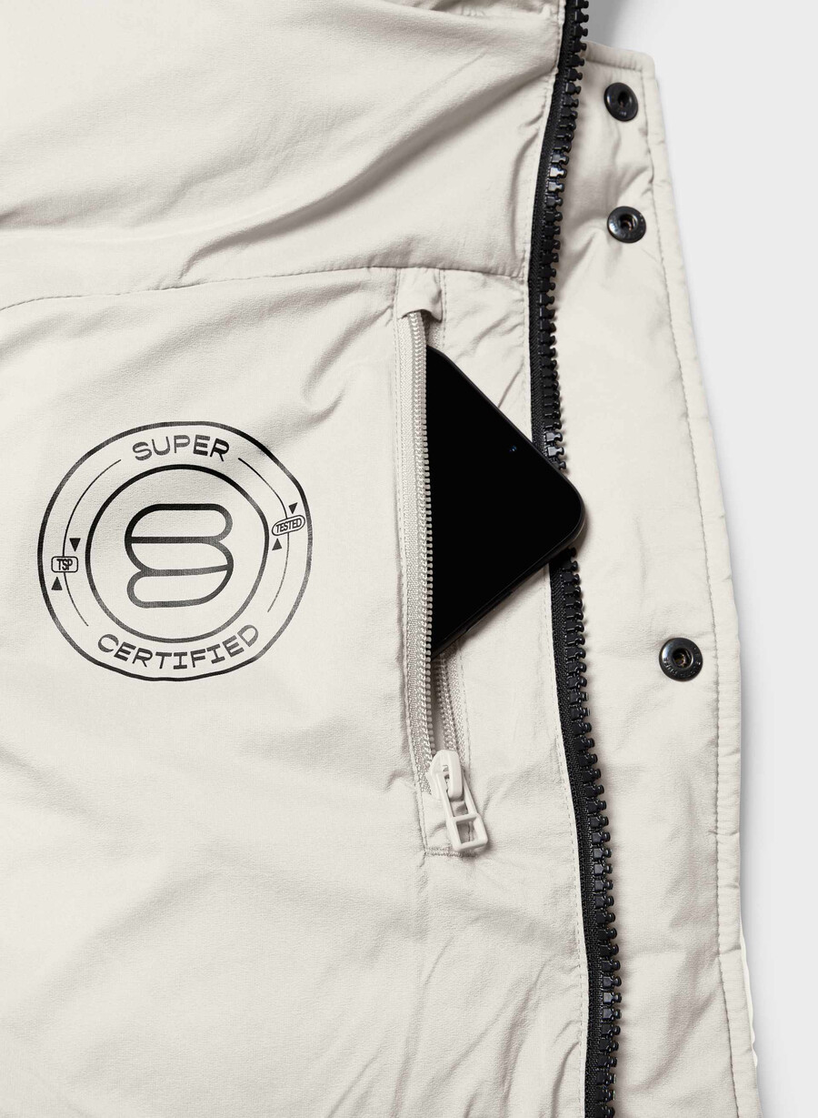 super puff mid vest - climatte matte pearl