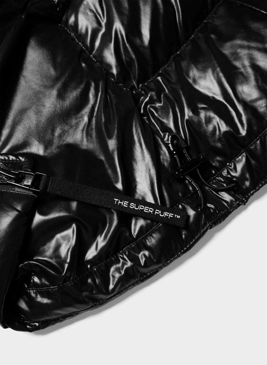 supersnug puff long – høyglanset svart