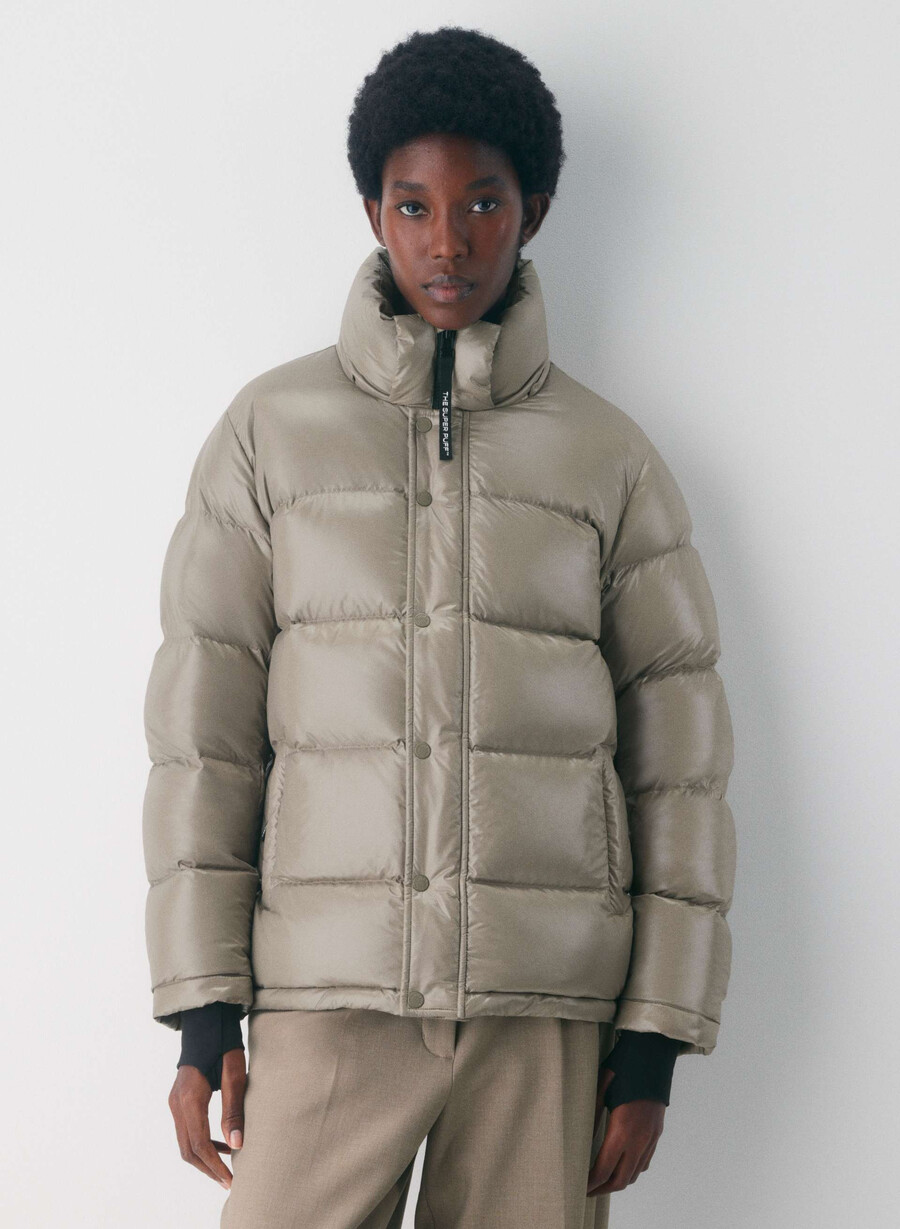 super puff høyglanset moderne taupe