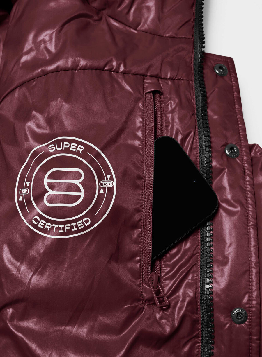 the super puff shorty - høyglans plomme burgund