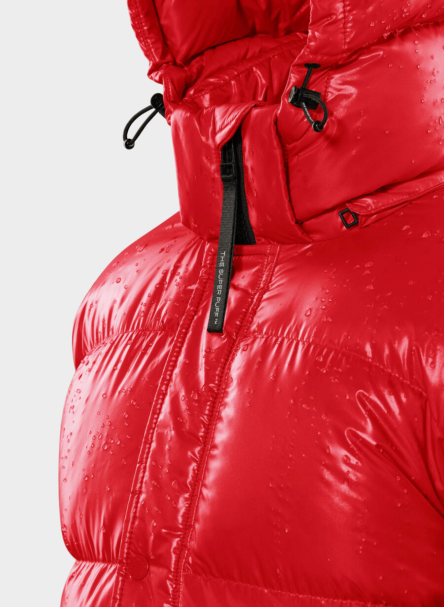 the super puff shorty - høyglanset prosperity red