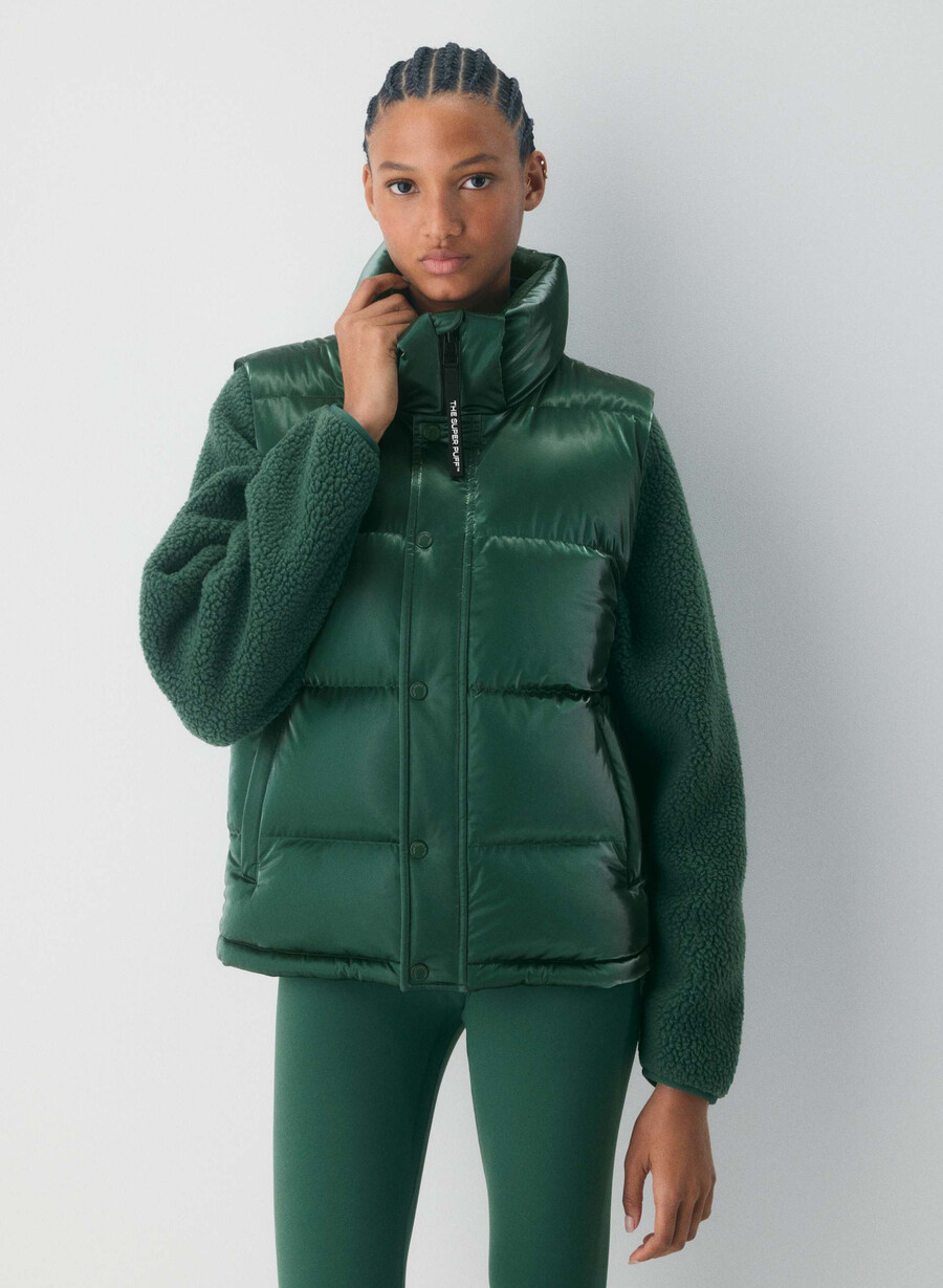 super puff-vesten – liquid shine campus green