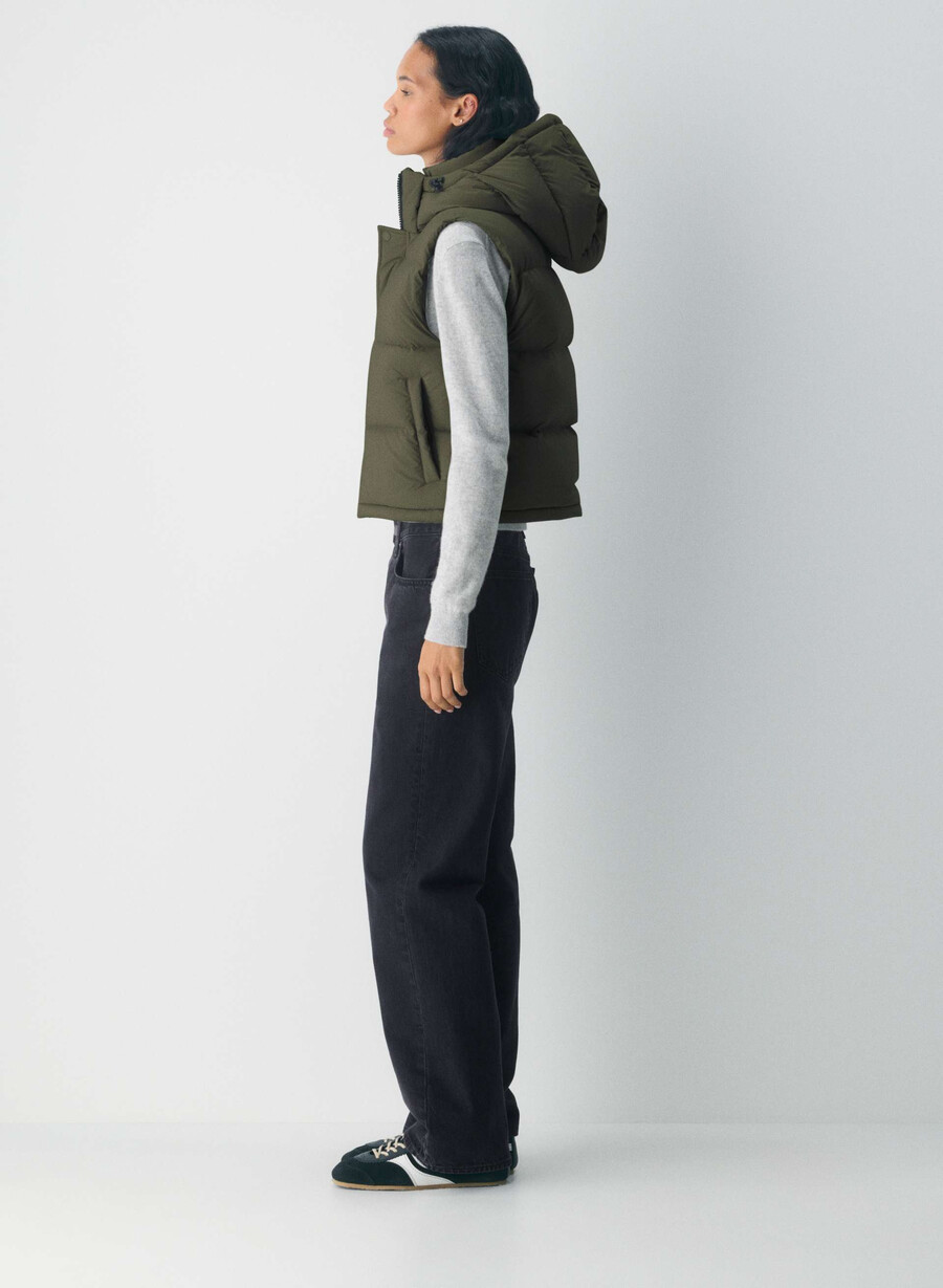 super puff shorty vest - climatte mØrk oliven