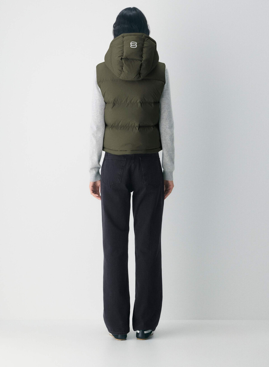 super puff shorty vest - climatte mØrk oliven