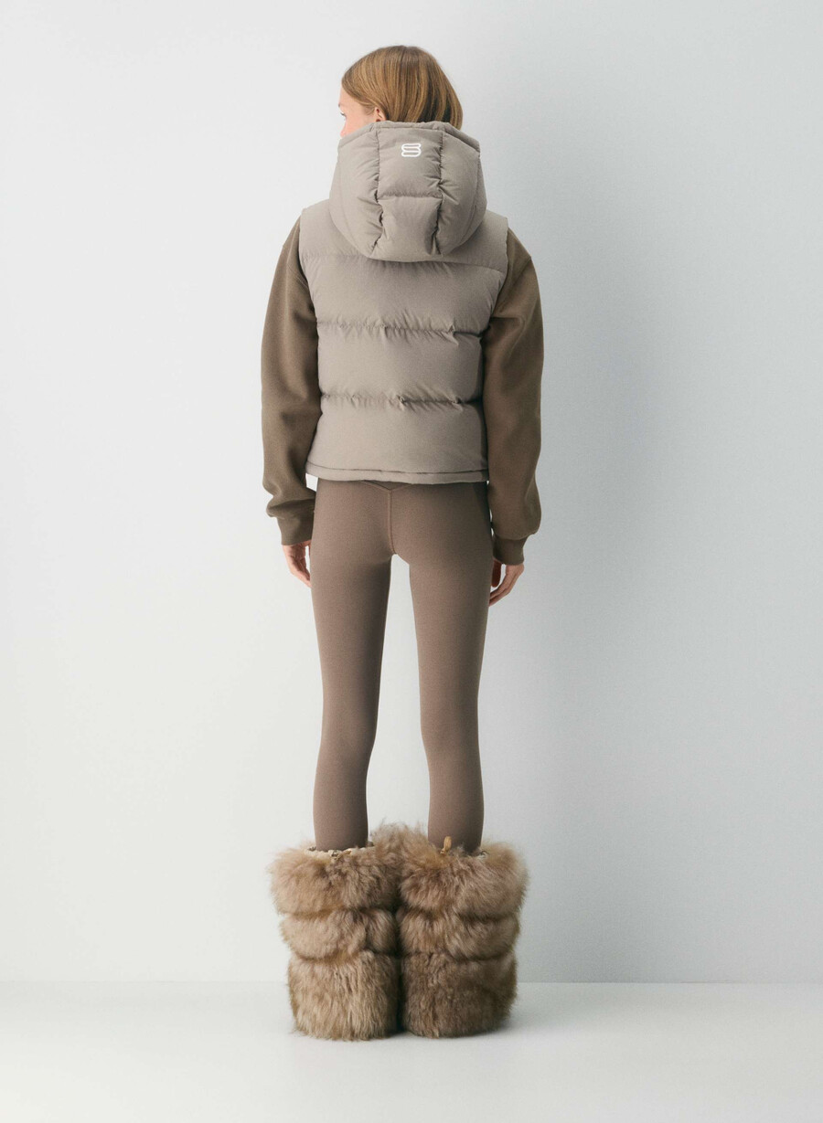 super puff shorty vest – climatte moderne taupe