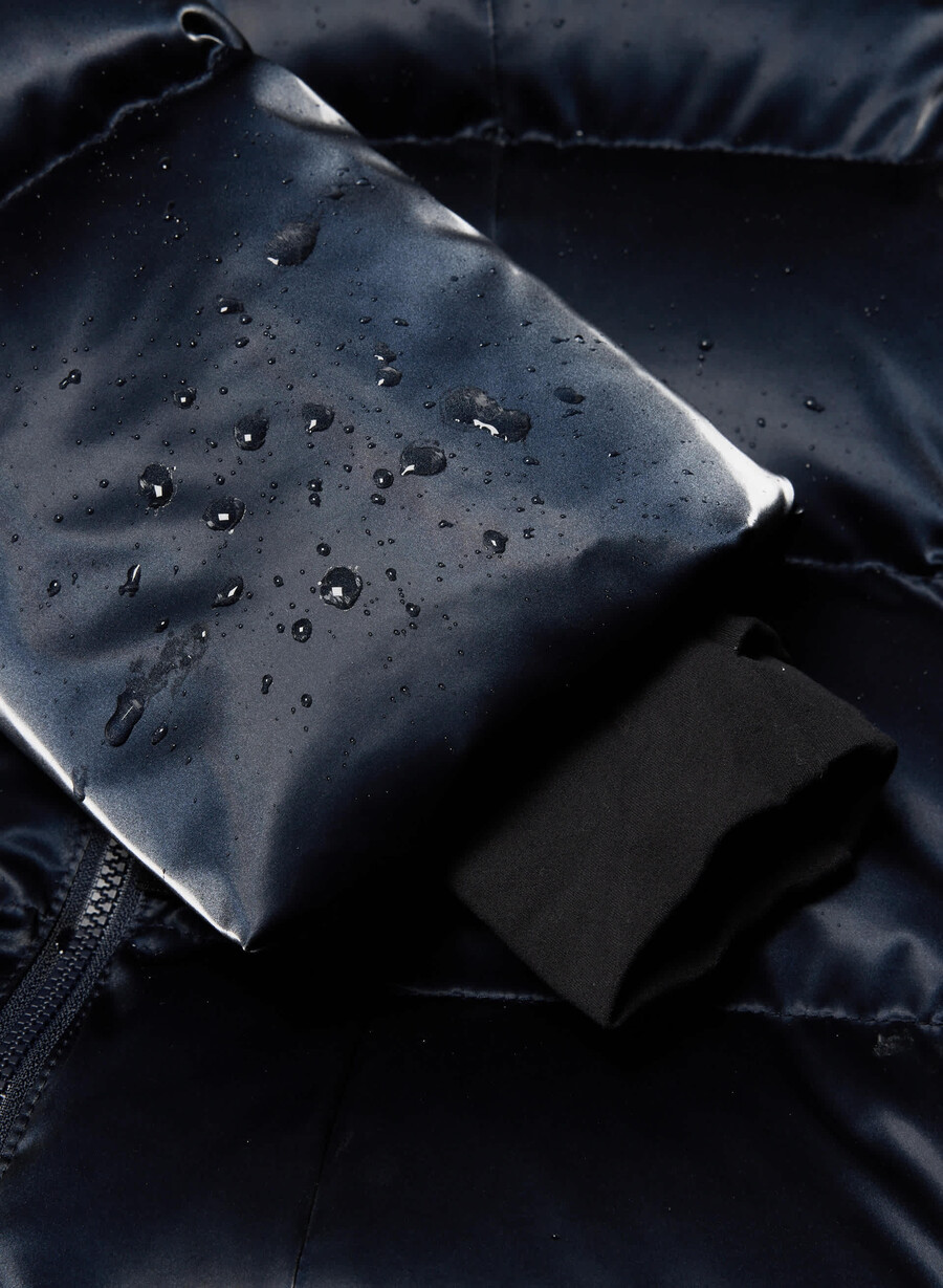 supersnug puff – flytende glans admiral