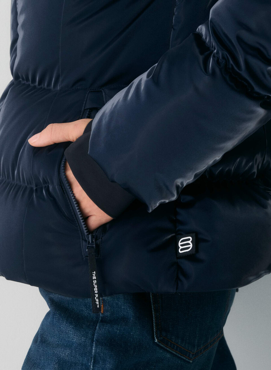 supersnug puff – flytende glans admiral