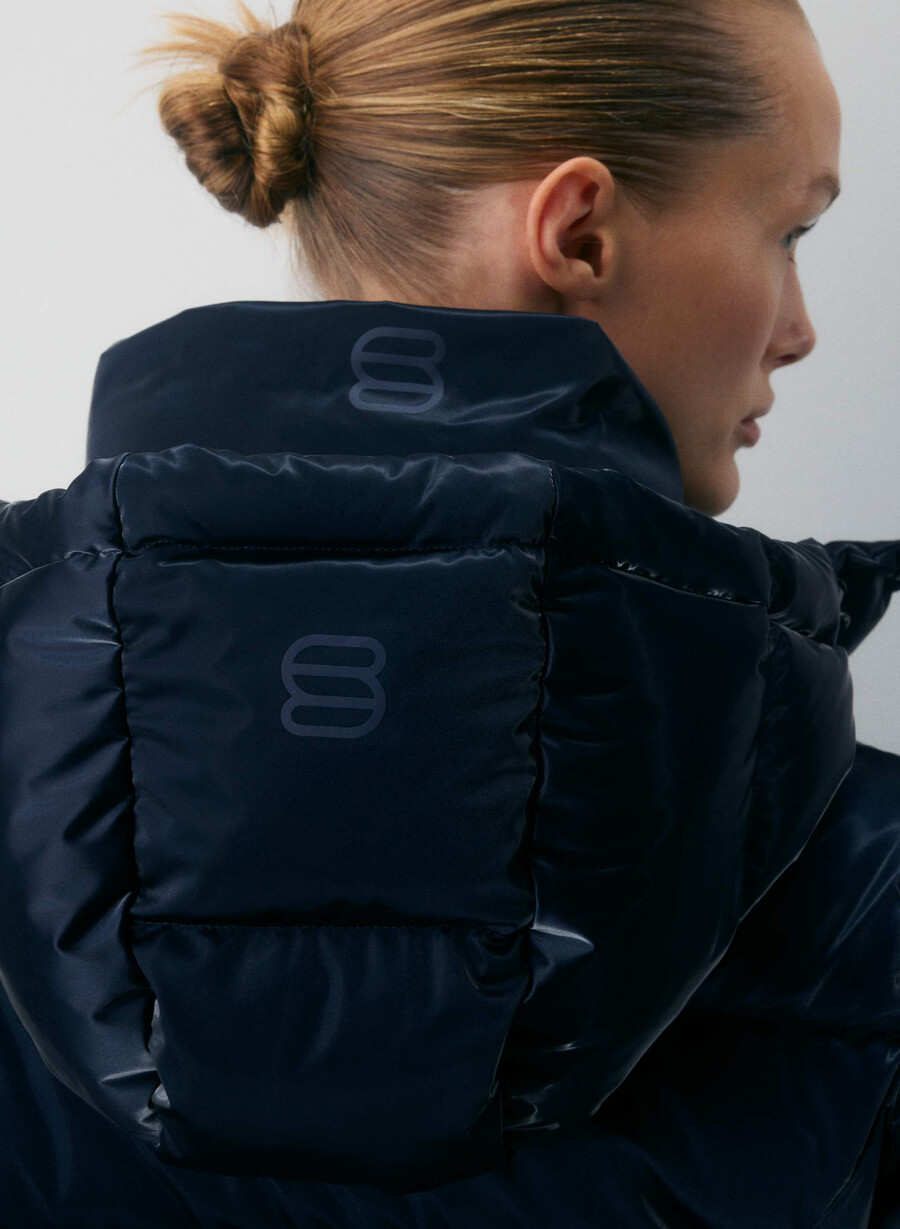 supersnug puff – flytende glans admiral