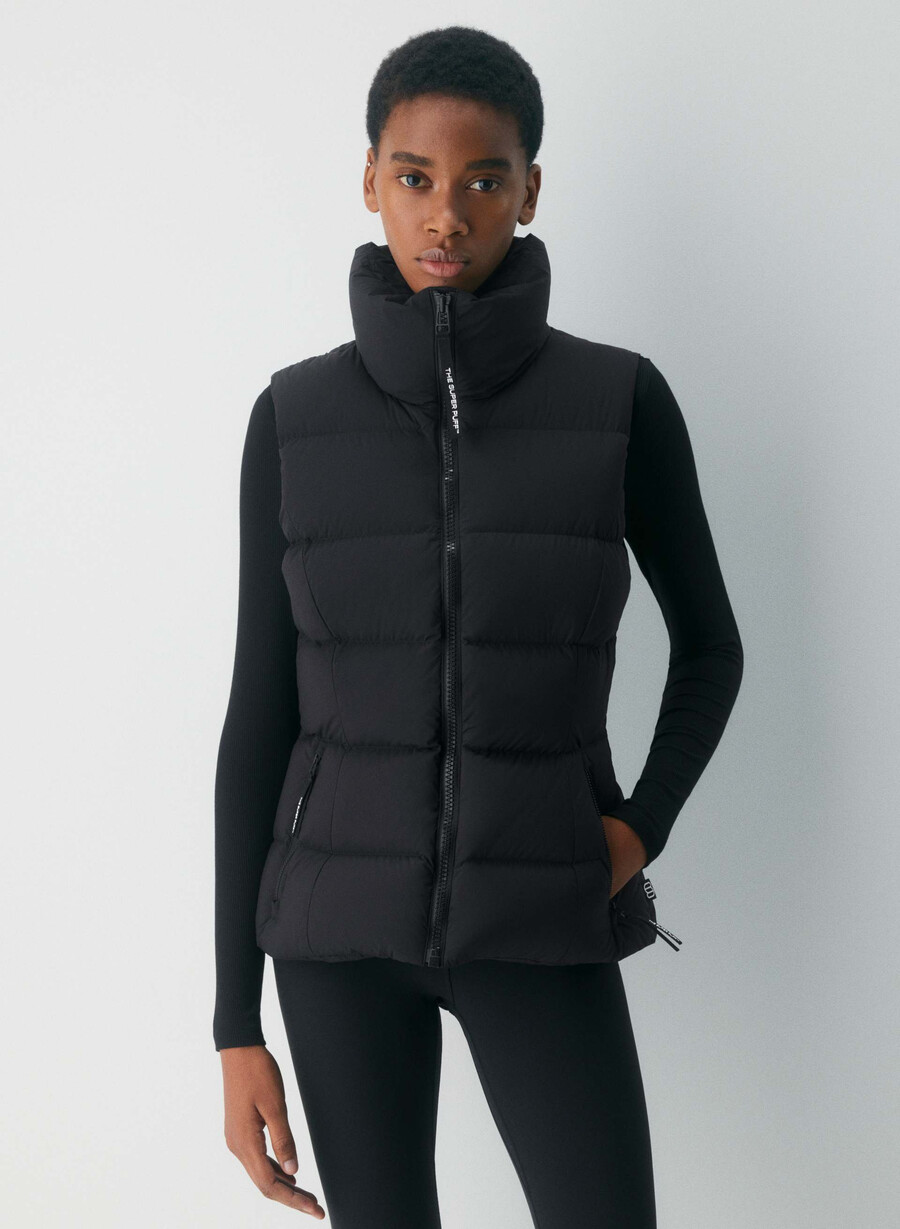 supersnug puff-vesten – climatte svart