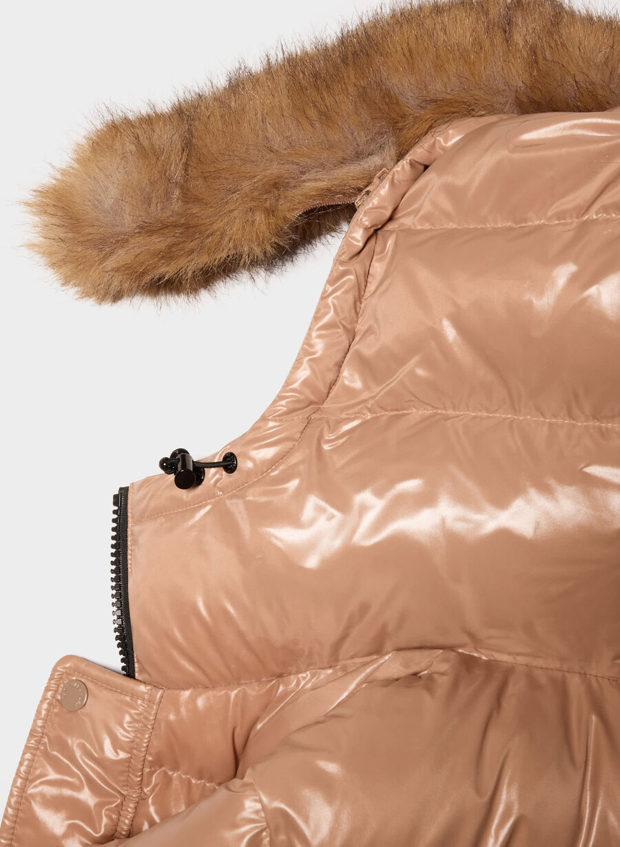 super chalet puff – høyglanset sjokolademousse lynx bg