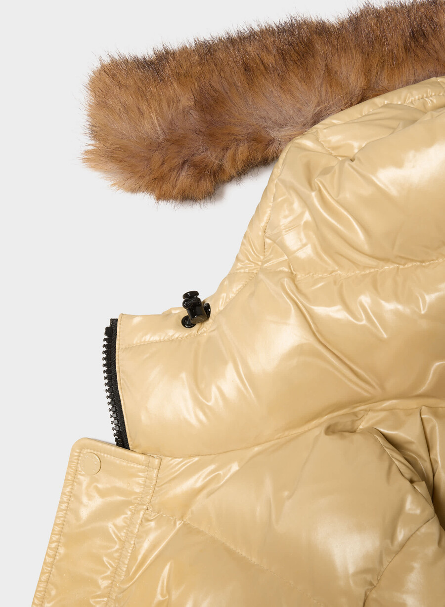 super chalet puff – høyglans mica bg lynx bg